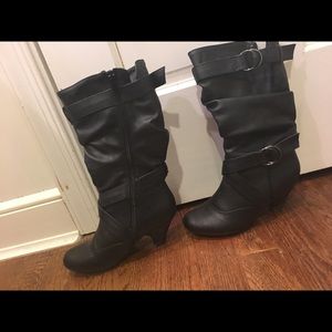 Kids black high boots size 3